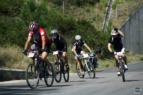 BTT XCM 2012 Montemor (155) Entrada na estrada
