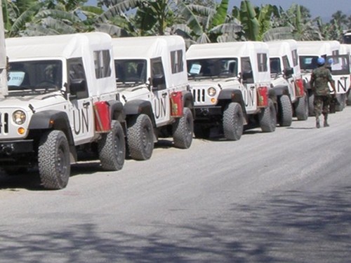 Jeep j8 personnel/cargo carriers #2