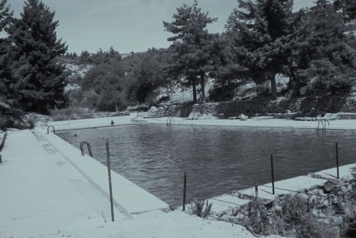 Piscina Penhas da Saude.jpg