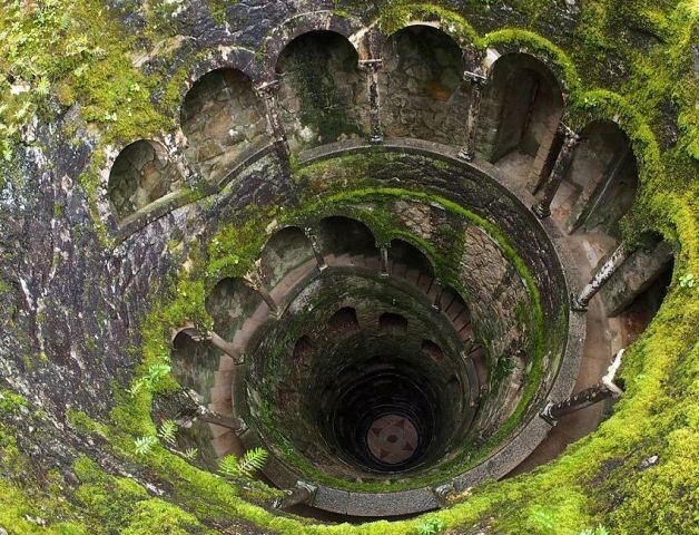 View_down_the_Well.jpg