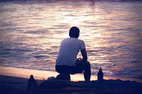 guy-back-view-sea.jpg guy-back-view-sea.jpg