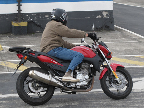 Protetor Stunt Race XRE 300 honda Slider Proteção motor e carenagem XRE-300  2010 em diante - Street Cage