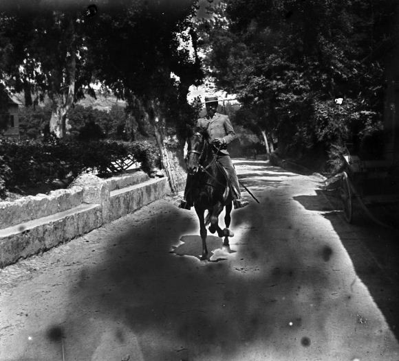 senhor a cavalo 1.JPG