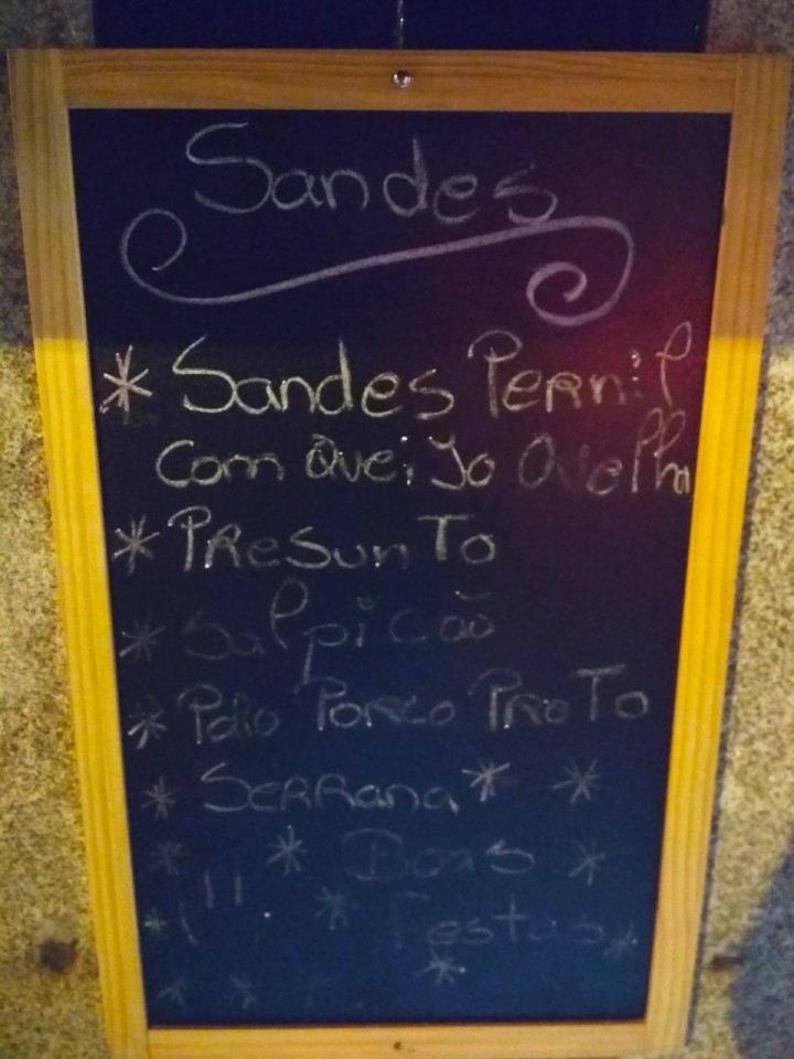 O que comer no Porto: Sande de Pernil com Queijo de Ovelha da Casa Guedes