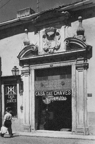 Casa das Chaves, Mouraria (M. Novais, c. 1945)