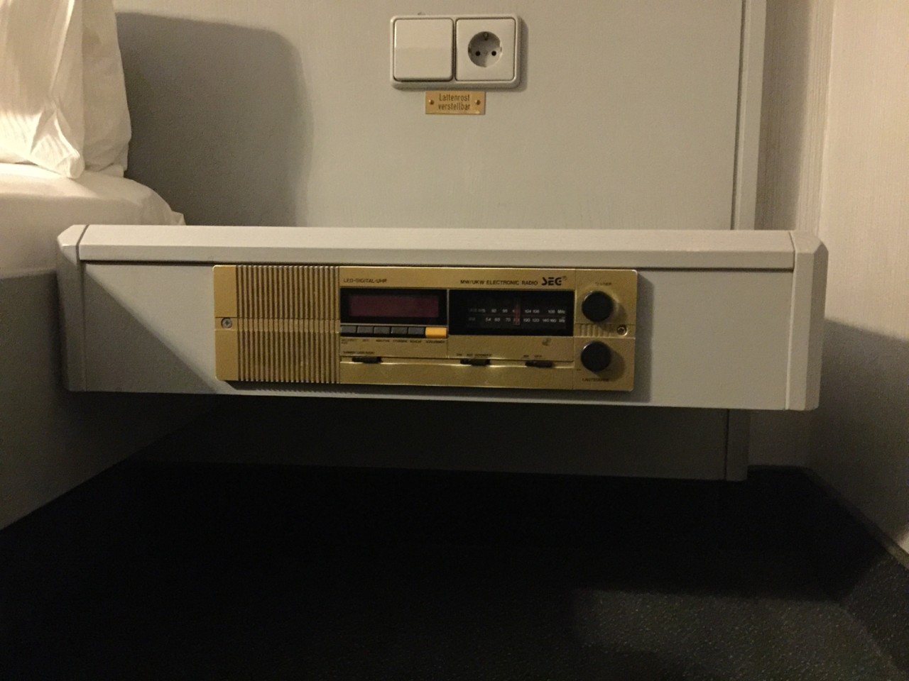 20180313_003937287_iOS.jpg 20180313_003937287_iOS.jpg