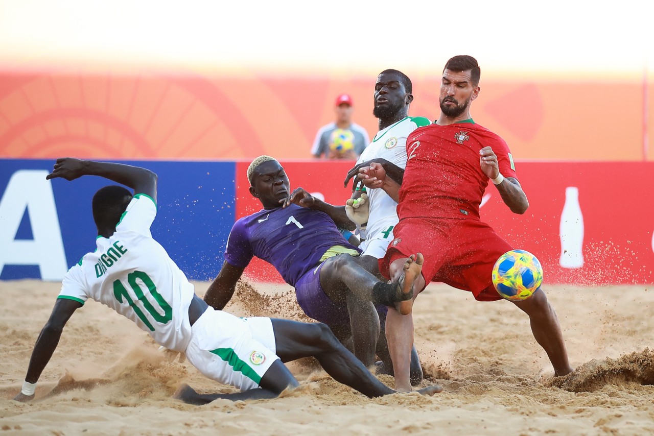 FUTEBOL DE PRAIA - Portugal - Japão nas meias finais do ...