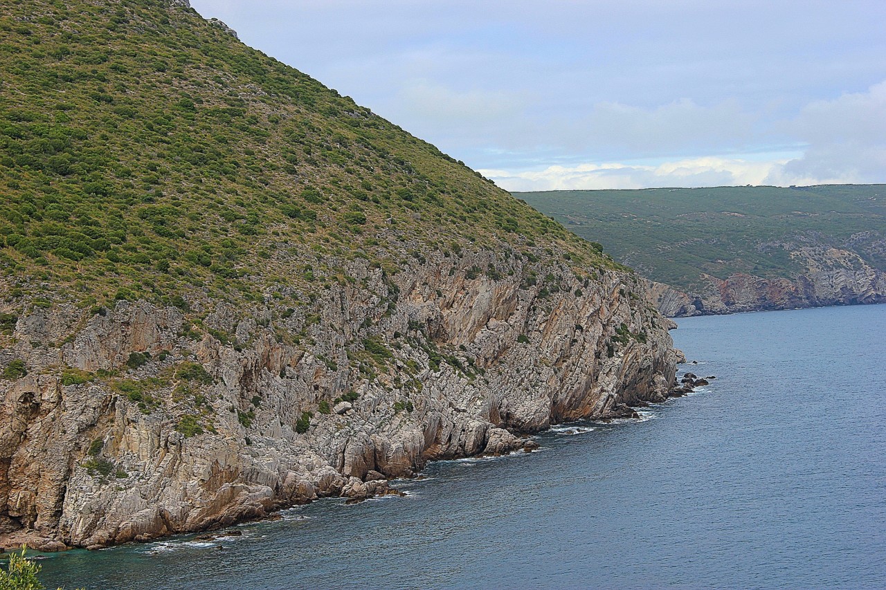 arrabida_azoia.jpg arrabida_azoia.jpg