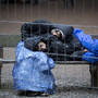 Refugiados dormem nas ruas de Berlim, Alemanha 