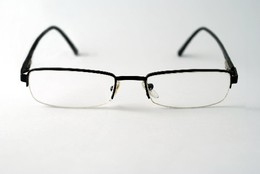 oculos cata.jpg